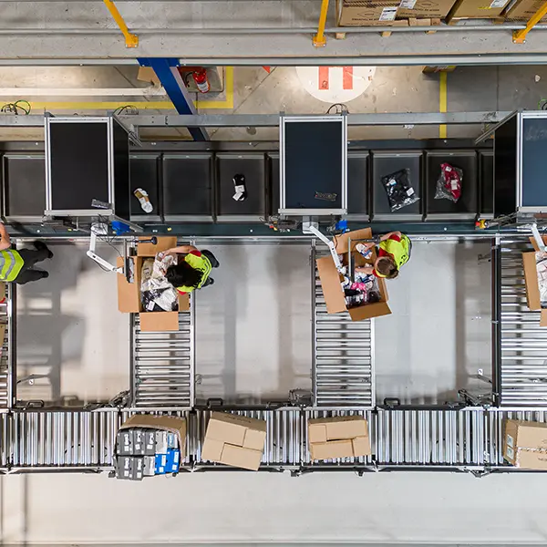 Cross Tray Sorter automated sorting system